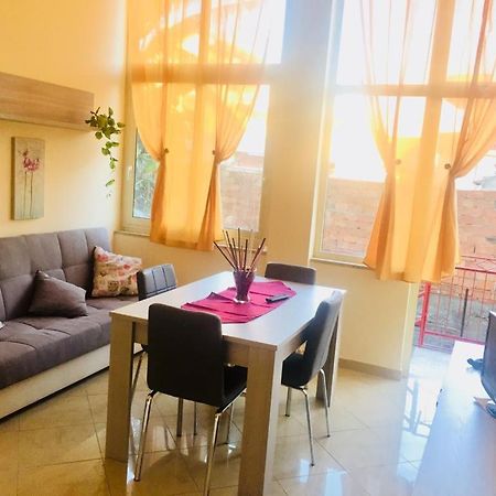 Da Gino Villa Roccalumera Bagian luar foto