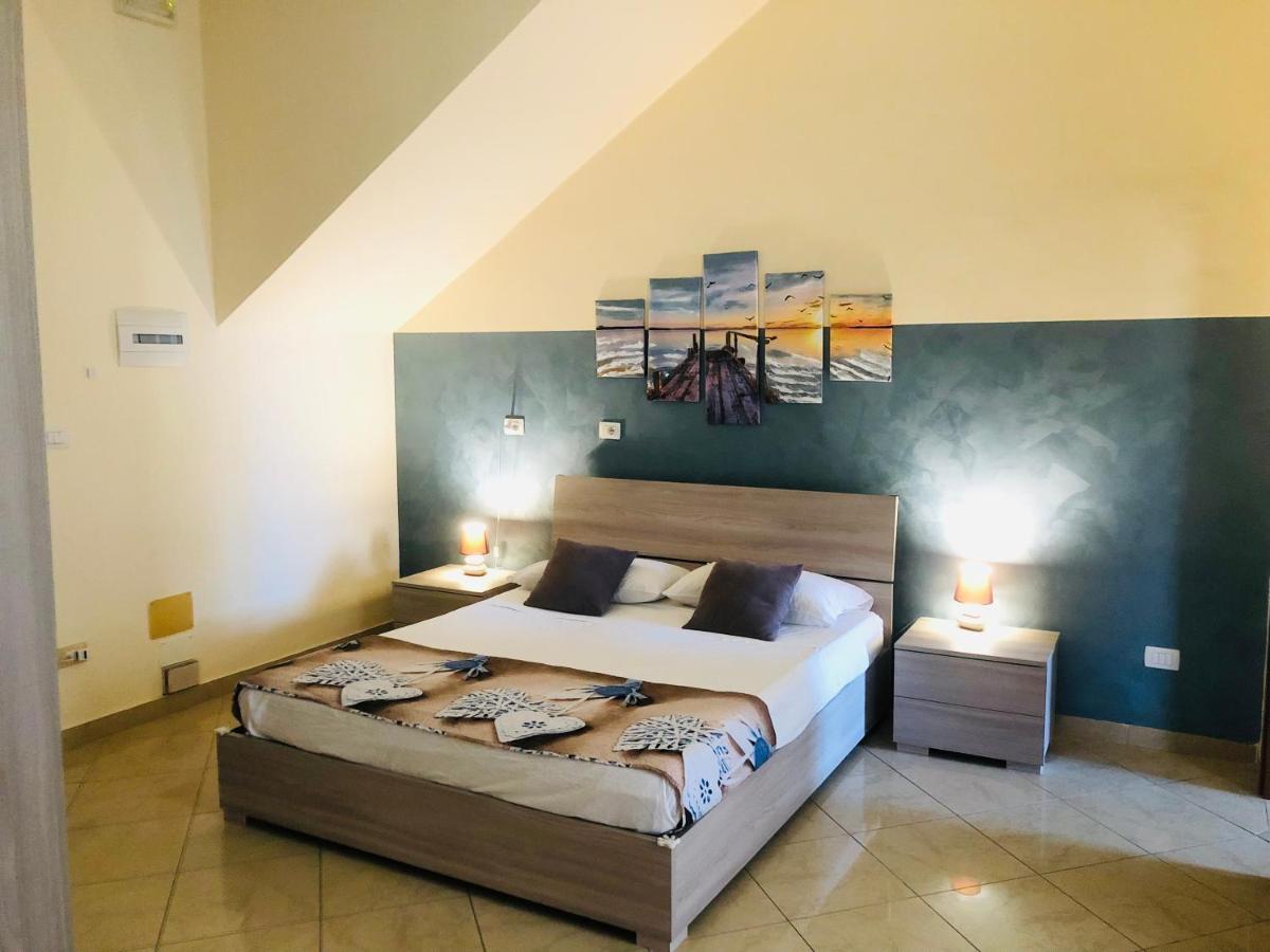 Da Gino Villa Roccalumera Bagian luar foto